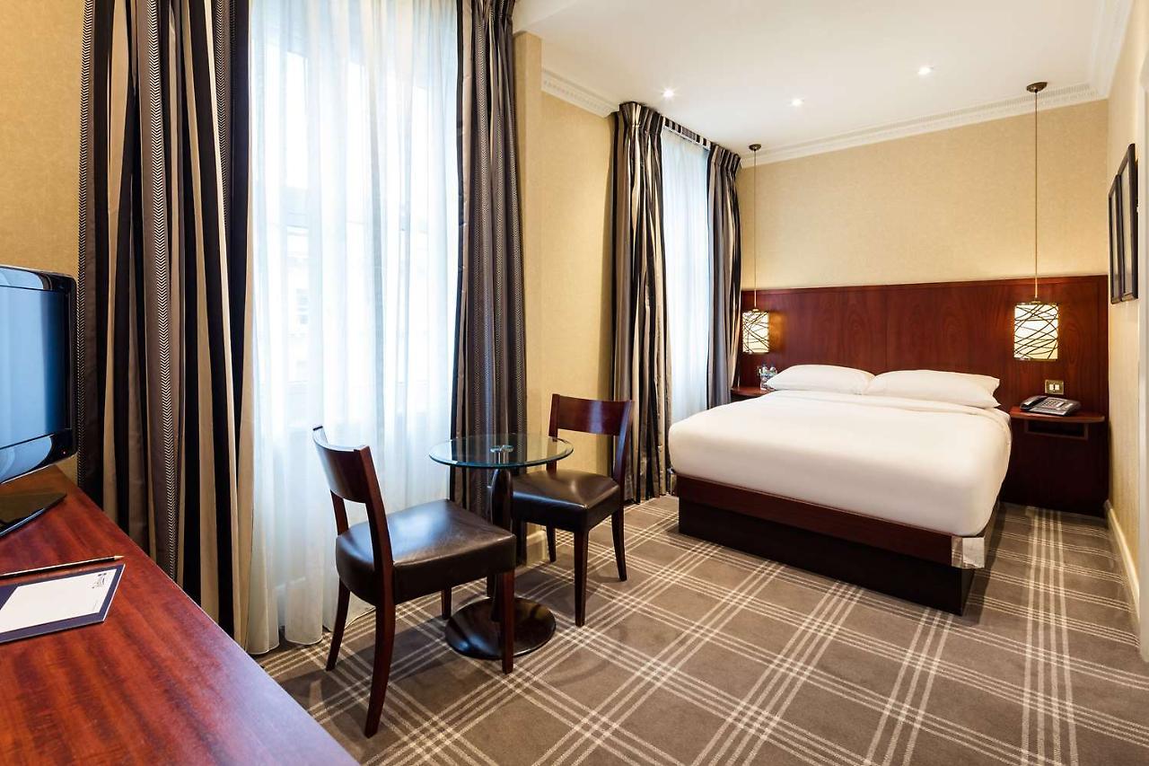 Radisson Blu Edwardian Vanderbilt Hotel, Hotel London