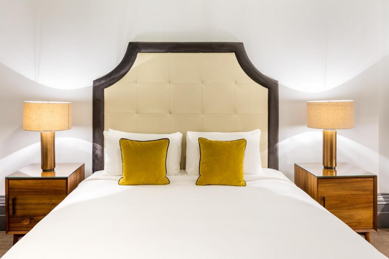 Hotel Radisson Blu Edwardian Vanderbilt Hotel, 4*